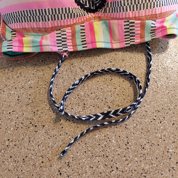 Shade & Shore Striped Bikini strappy padded top - Picture 2 of 8